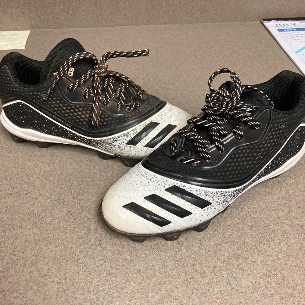 Girls Adidas softball cleats size 5